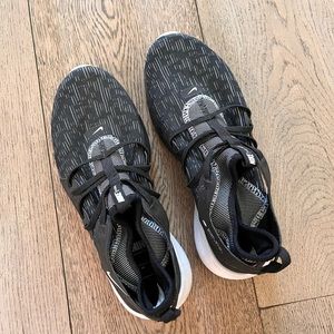 Nike running shoes 7.5 womens